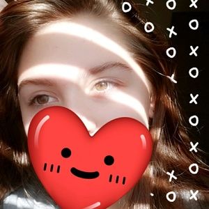 Meet your Posher, Michaela